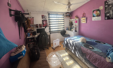 VENDE C ASA DE DOS PISOS EN EL BOSQUE