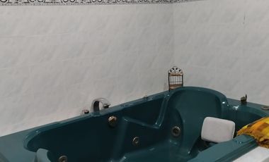 Espaciosa casa de 4 habitaciones ubicada en el sector El Cortijo vía Samborondón