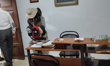 Espaciosa casa de 4 habitaciones ubicada en el sector El Cortijo vía Samborondón