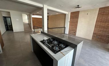 Casa venta en Fraccionamiento el Diamante zona sur pte de la ciudad  cerca de plaza cristal