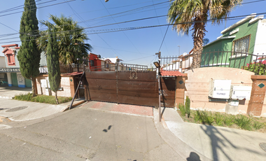 CASA EN PRIVADA RIO EGA , URBI VILLA DEL CAMPO , FELIPE VILLANUEVA, ESTADO DE MÉXICO. ¡¡NO CREDITOS!!