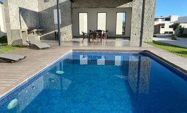 CASA EN RENTA AJIJIC