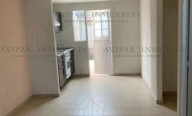VENTA DE CASA EN PRIV.DE ARCILLA EL DORADO, SANTIAGO TEYAHUALCO. EDO DE MÉXICO. NEG023