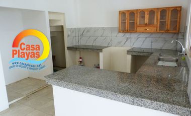 Alquilo Casa por año en Playas Villamil, vía a Data Km 14