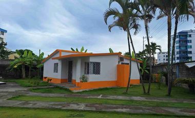 Vendo Casa en la Playa de Tonsupa / Esmeraldas