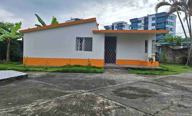 Vendo Casa en la Playa de Tonsupa / Esmeraldas