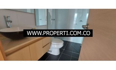 Apartamento en Arriendo Sector Loma de los Benedictinos - Envigado