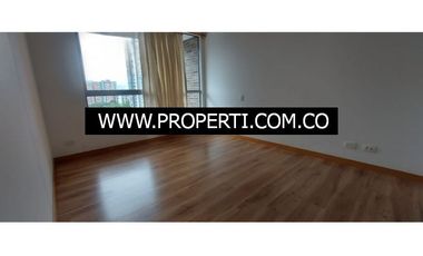 Apartamento en Arriendo Sector Loma de los Benedictinos - Envigado