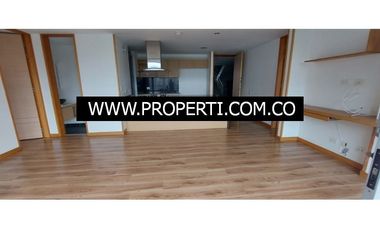 Apartamento en Arriendo Sector Loma de los Benedictinos - Envigado