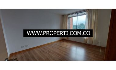 Apartamento en Arriendo Sector Loma de los Benedictinos - Envigado