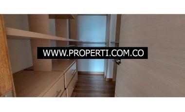 Apartamento en Arriendo Sector Loma de los Benedictinos - Envigado