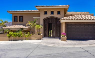 Casa en venta en campo de golf en Los Cabos BCS con beach club