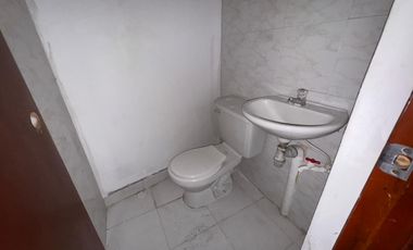 ARRIENDO EXCELENTE INMUEBLE COMERCIAL, BARRIO ALTICO.