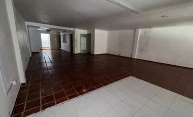 ARRIENDO EXCELENTE INMUEBLE COMERCIAL, BARRIO ALTICO.
