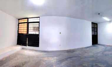 CASA EN HUEHUETOCA EX HACIENDA XALPA