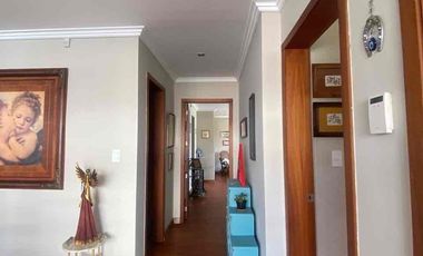 VENDO DEPARTAMENTO HERMOSO 180m MAS TERRAZA Y BALCON, SECTOR BATAN