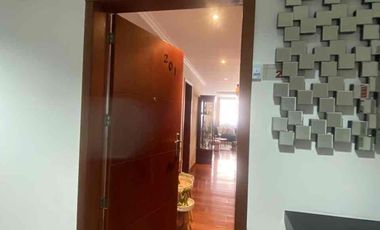 VENDO DEPARTAMENTO HERMOSO 180m MAS TERRAZA Y BALCON, SECTOR BATAN