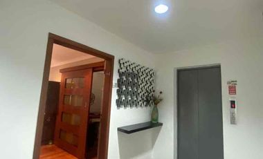 VENDO DEPARTAMENTO HERMOSO 180m MAS TERRAZA Y BALCON, SECTOR BATAN