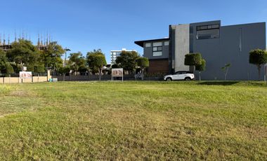 RESIDENCIA A CONSTRUIR TEQUILA 6 EN PARQUE JALISCO DE LOMAS DE ANGELOPOLIS, PUEBLA, MEXICO. EN ESQUINA Y FRENTE AL AREA VERDE DE PARQUE TIGRILLOS
