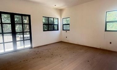 CASA EN VENTA EN LAS FUENTES