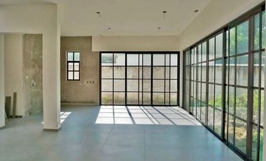CASA EN VENTA EN LAS FUENTES