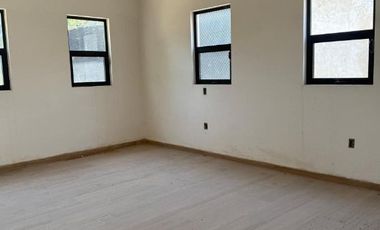 CASA EN VENTA EN LAS FUENTES