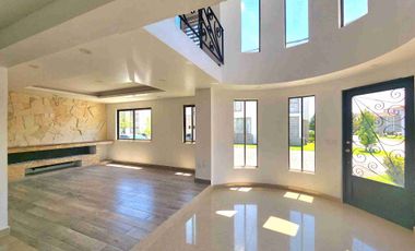 CASA EN RENTA EN METEPEC. RESIDENCIAL CONDADO DEL VALLE