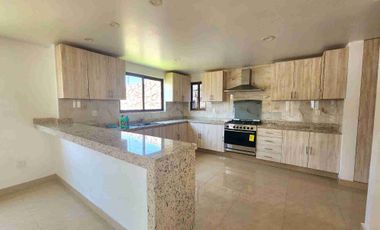 CASA EN RENTA EN METEPEC. RESIDENCIAL CONDADO DEL VALLE