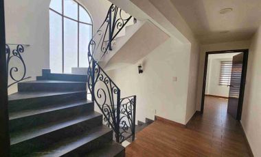 CASA EN RENTA EN METEPEC. RESIDENCIAL CONDADO DEL VALLE