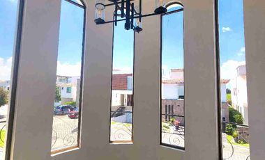 CASA EN RENTA EN METEPEC. RESIDENCIAL CONDADO DEL VALLE