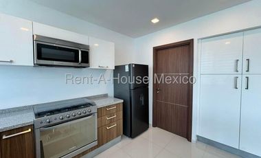 Santa Fe Juriquilla. RENTA - Departamento amueblado con menidades y 2 recámaras