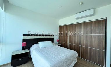 Santa Fe Juriquilla. RENTA - Departamento amueblado con menidades y 2 recámaras