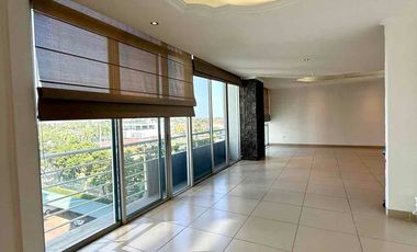 RIVER TOWERS-SAMBORONDON KM5, Alquiló amplió departamento 3 dormitorios $2000.