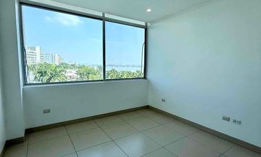 RIVER TOWERS-SAMBORONDON KM5, Alquiló amplió departamento 3 dormitorios $2000.