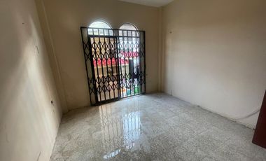 CIUDADELA URBANOR ALQUILO PRECIOSO Y AMPLIO DEPARTAMENTO PLANTA BAJA, TRES DORMITORIOS, EXCELENTES ACABADOS