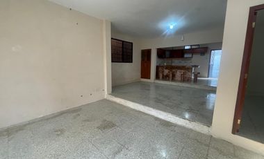 CIUDADELA URBANOR ALQUILO PRECIOSO Y AMPLIO DEPARTAMENTO PLANTA BAJA, TRES DORMITORIOS, EXCELENTES ACABADOS