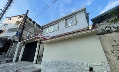 CIUDADELA URBANOR ALQUILO PRECIOSO Y AMPLIO DEPARTAMENTO PLANTA BAJA, TRES DORMITORIOS, EXCELENTES ACABADOS