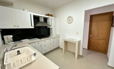 Renta Departamento Amueblado en Isla Dorada – Zona Hotelera Cancún
