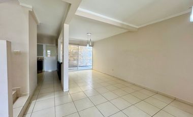 venta de casa en privada a pie de carretera 57 zona industrial