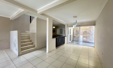 venta de casa en privada a pie de carretera 57 zona industrial
