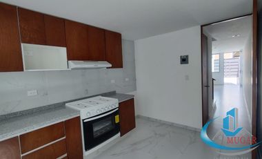 SE RENTA CASA EN LOMA LINDA, A 8 MINUTOS DE LA BUAP