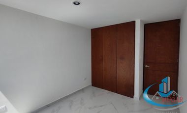 SE RENTA CASA EN LOMA LINDA, A 8 MINUTOS DE LA BUAP