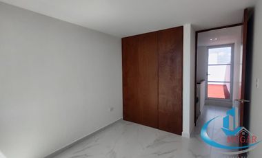 SE RENTA CASA EN LOMA LINDA, A 8 MINUTOS DE LA BUAP
