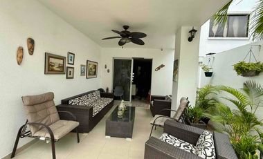 SAMBORONDON KM2.5, Vendo Hermosa Casa 3 dormitorios $300.000