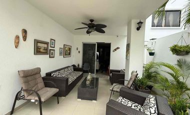 SAMBORONDON KM2.5, Vendo Hermosa Casa 3 dormitorios $300.000
