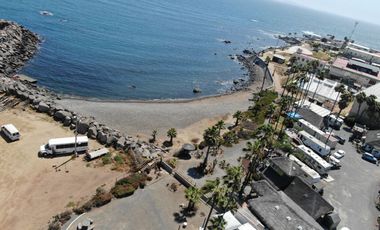 Marina Front 2Bedrooms 1Bath Bungalow, beatiful confortable setting secure,