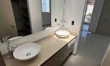 se arrienda casa en la hacienda el castillo- vía cali -Jamundí