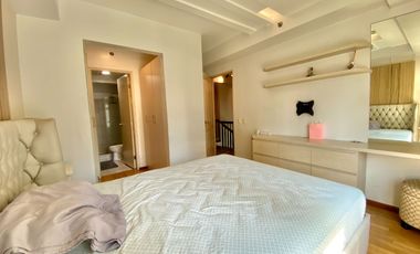 FOR LEASE/SALE: Fully-furnished 2-Bedroom Loft with Balcony - Encino, Serendra, BGC, Taguig