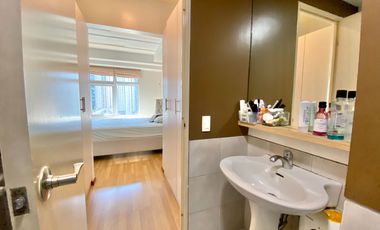 FOR LEASE/SALE: Fully-furnished 2-Bedroom Loft with Balcony - Encino, Serendra, BGC, Taguig