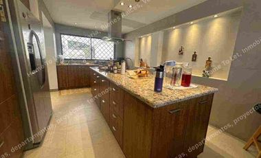 Rento Casa Amplia con patio.